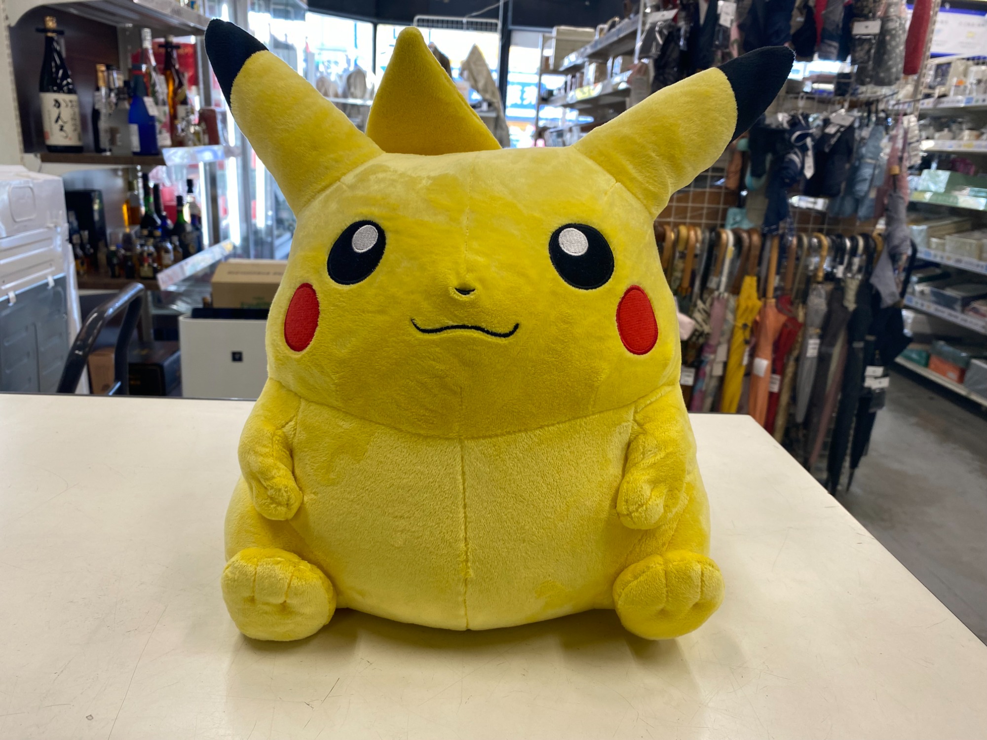 ポケモン×BEAMS】ピカチュウの等身大ぬいぐるみが入荷しました