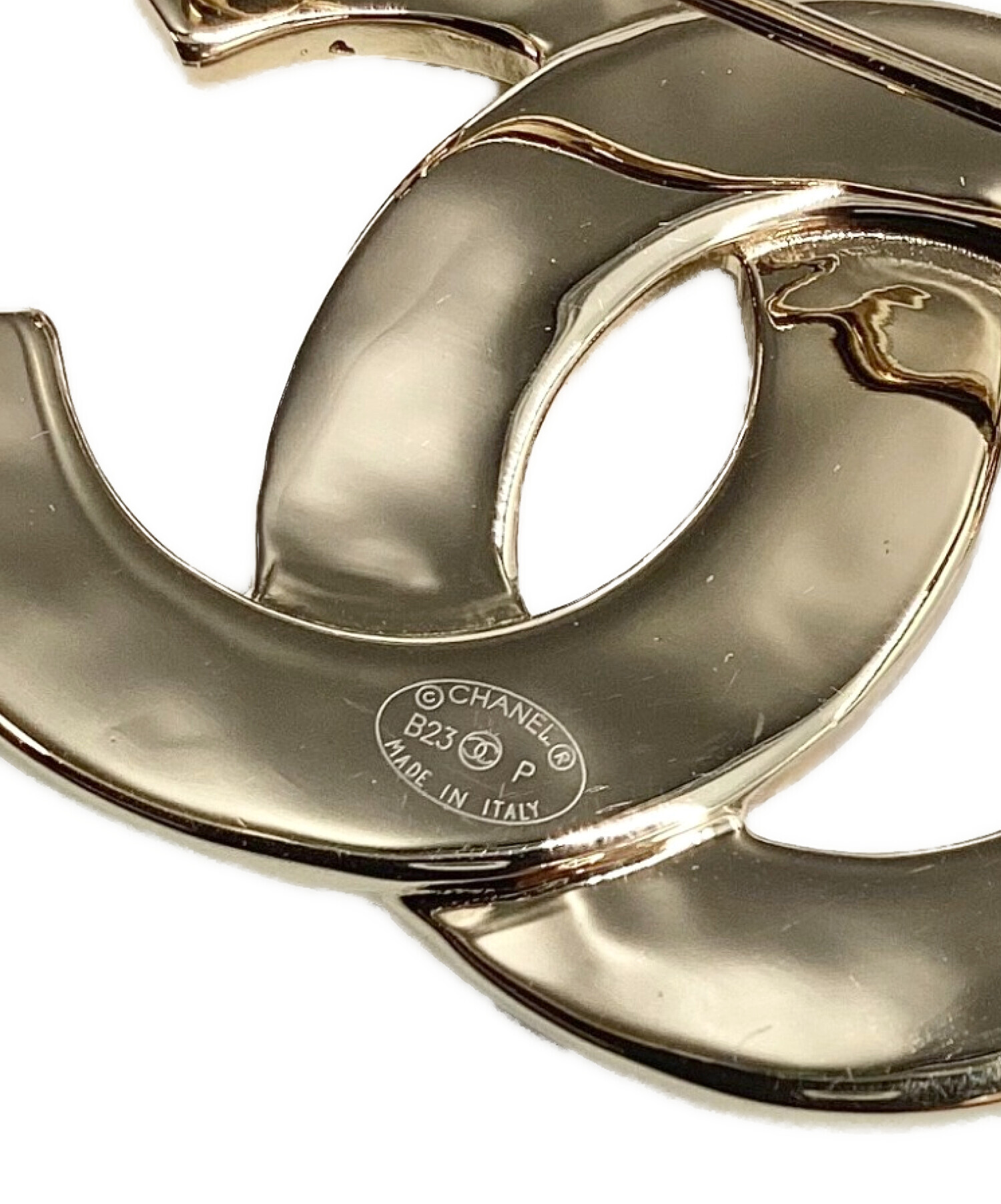 中古・古着通販】CHANEL (シャネル) ブローチ ゴールドカラー×シルバー