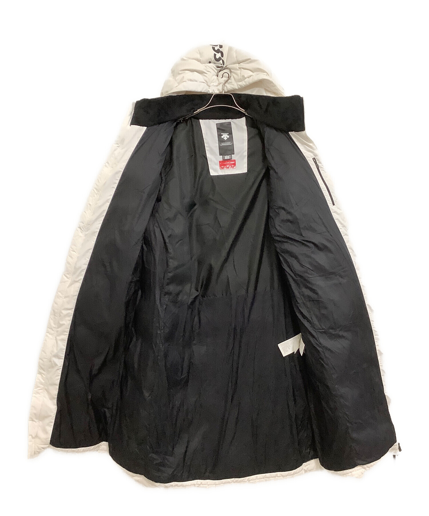 中古・古着通販】DESCENTE (デサント) ダウンコート 複数刺繍ロゴ付き