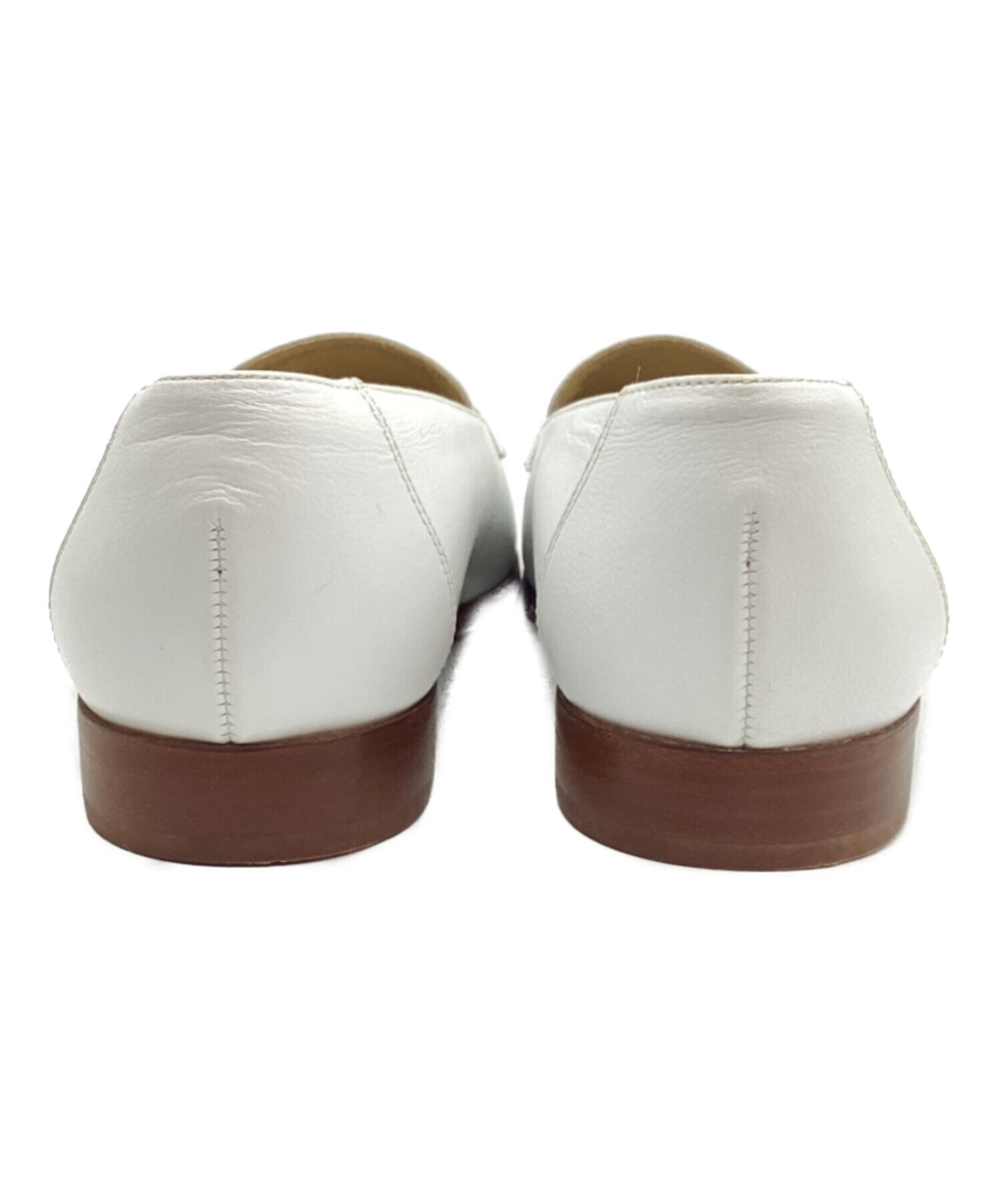 中古・古着通販】CHANEL (シャネル) ロゴローファー ホワイト サイズ