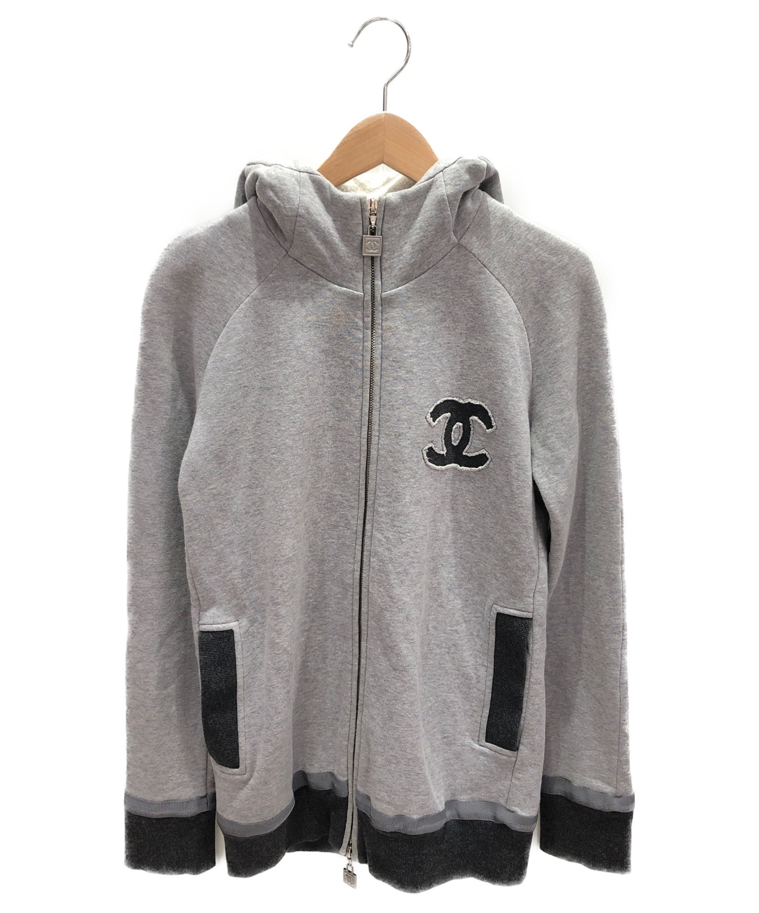 中古・古着通販】CHANEL (シャネル) ココマークジップパーカー グレー