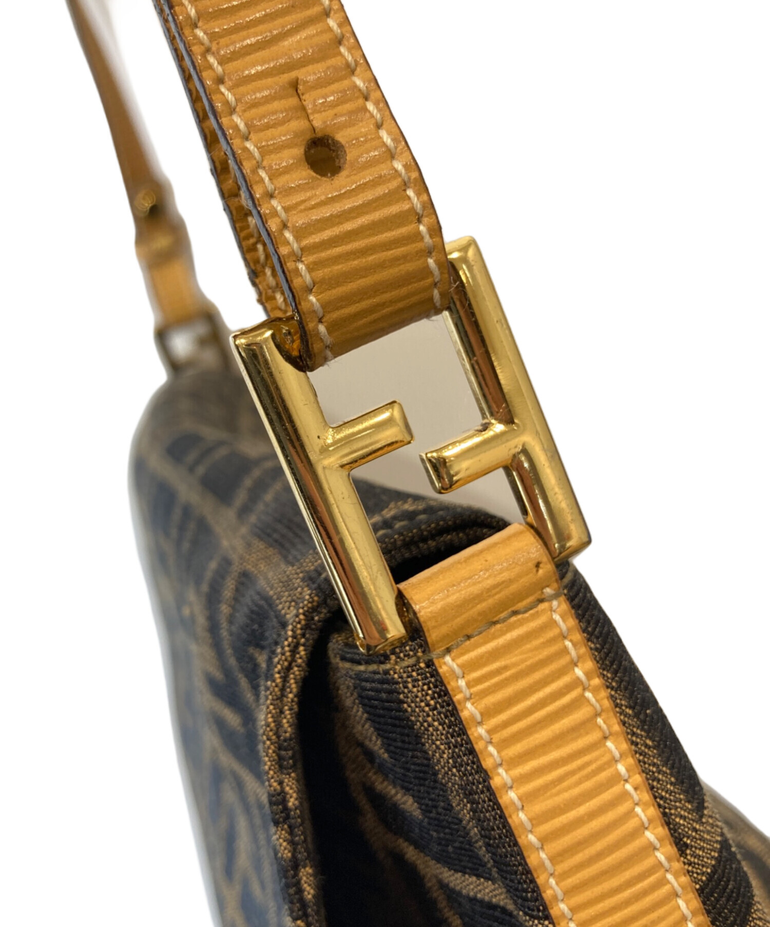 中古・古着通販】FENDI (フェンディ) ズッカ柄ショルダーバッグ