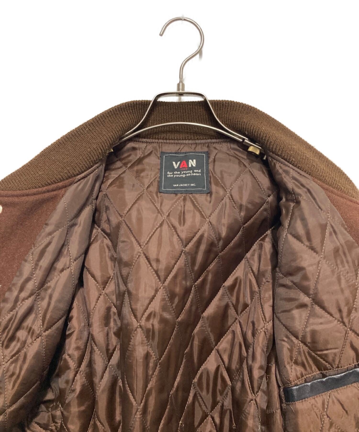 中古・古着通販】VAN (ヴァン) レザー切替スタジャン JW-10606