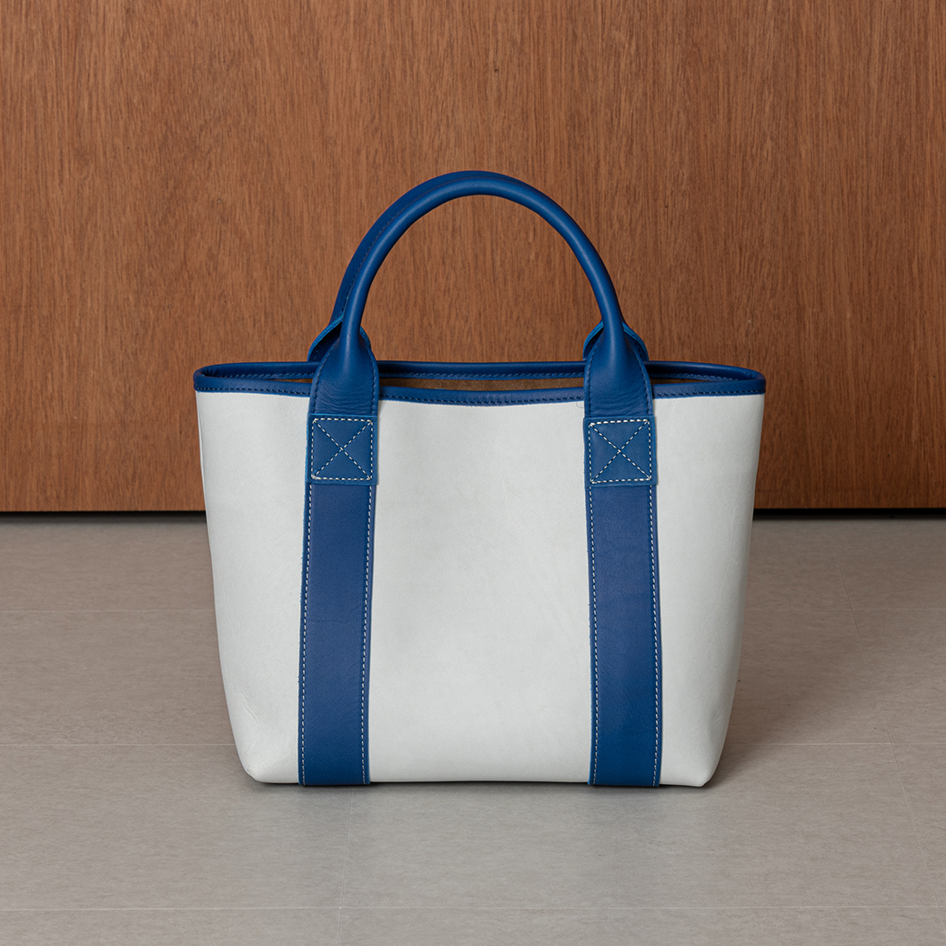 グローブトートバッグに限定色登場！完売カラーも再入荷 – 革・レザー