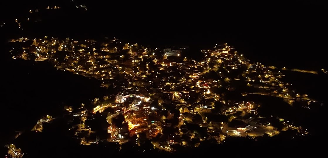 基隆山からの九份夜景(新北) – 台湾ガイド紹介所
