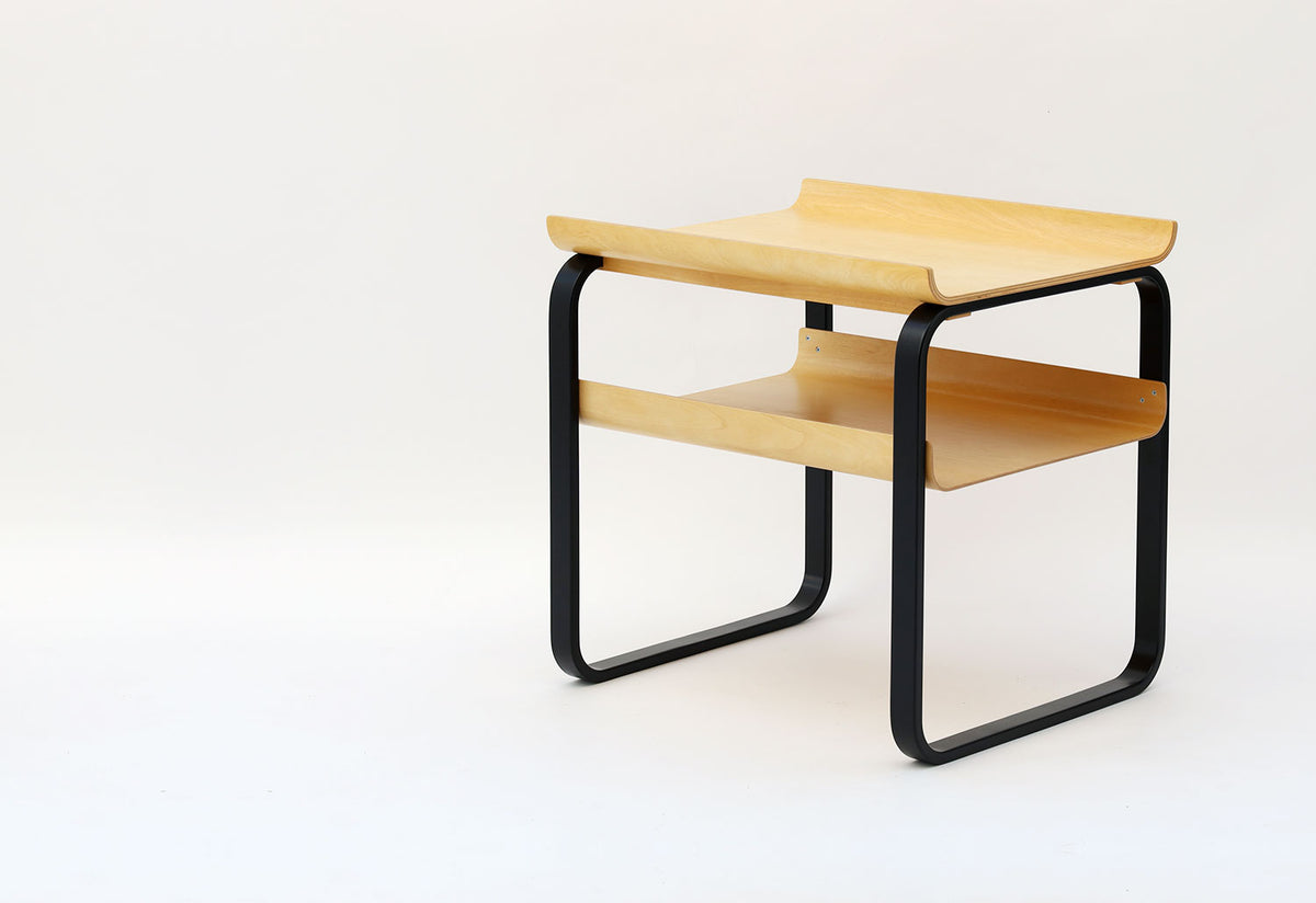 Artek Side Table 915 | Special Edition | twentytwentyone