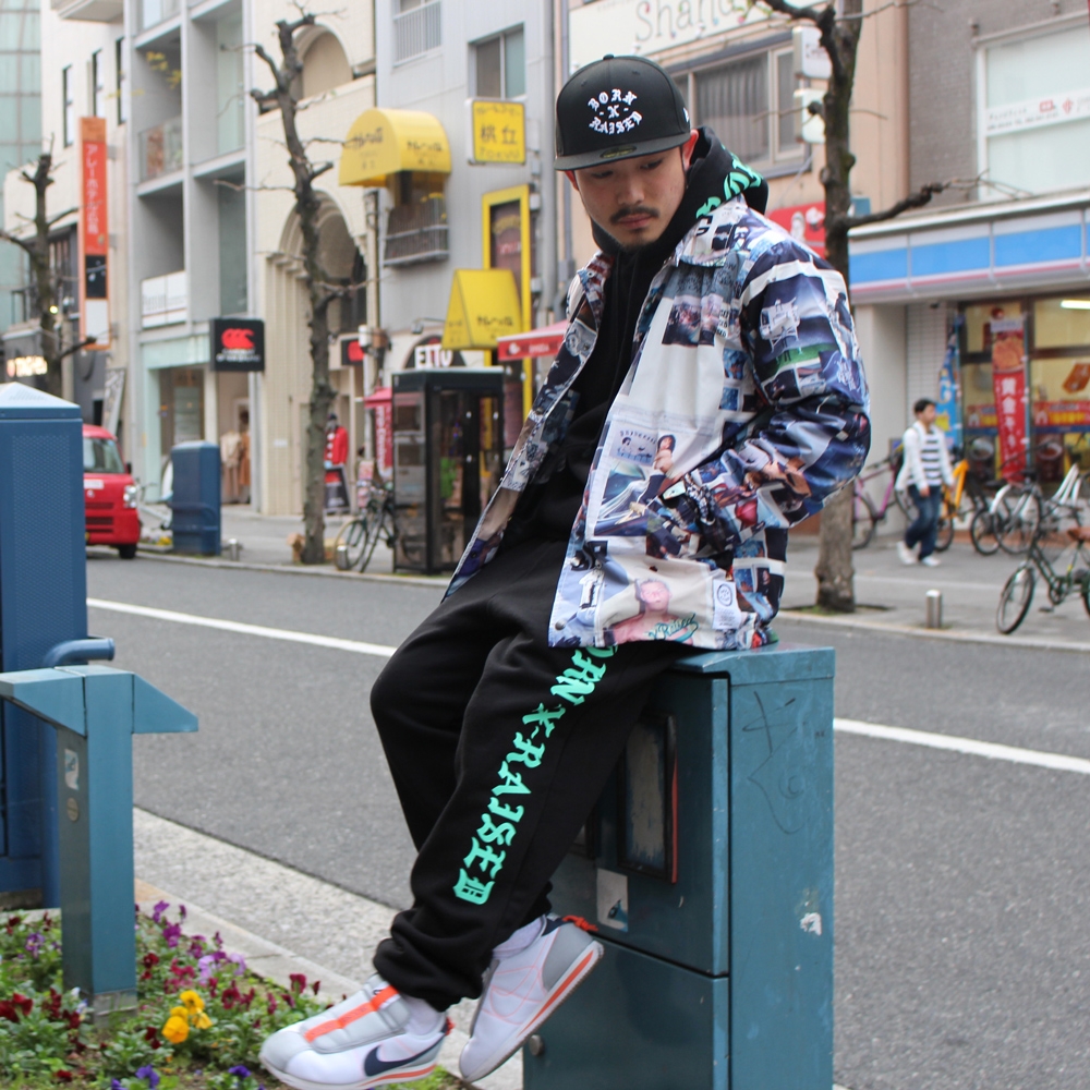 ボーン アンド レイズド シェーム オール オーバー プリント コーチ