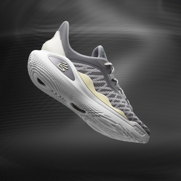 カリー11｜UNDER ARMOUR（アンダーアーマー）