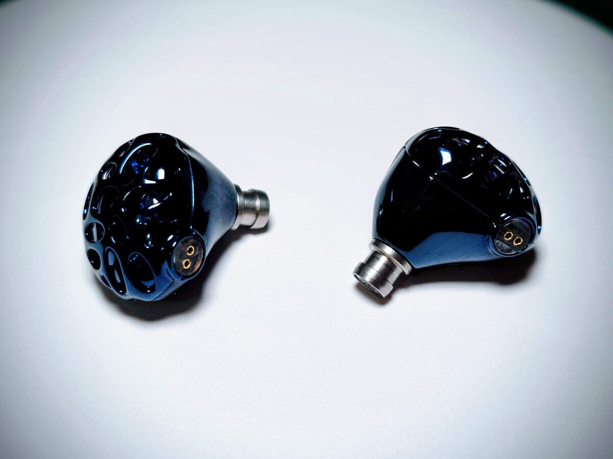 レビュー】TRN WhaleShark – 自然なつながりと奥行きが心地よい一本