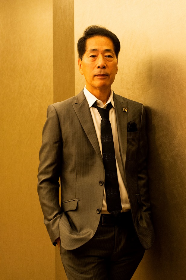 稲垣潤一 - UNIVERSAL MUSIC JAPAN