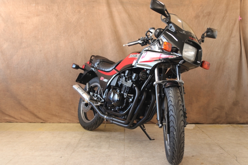 GPz400F 東京本社 KERKER｜SOLD OUT｜旧車・絶版バイクならウエマツ