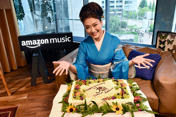 市川由紀乃がデビュー30周年の記念日にスペシャル生配信イベント「ソノ