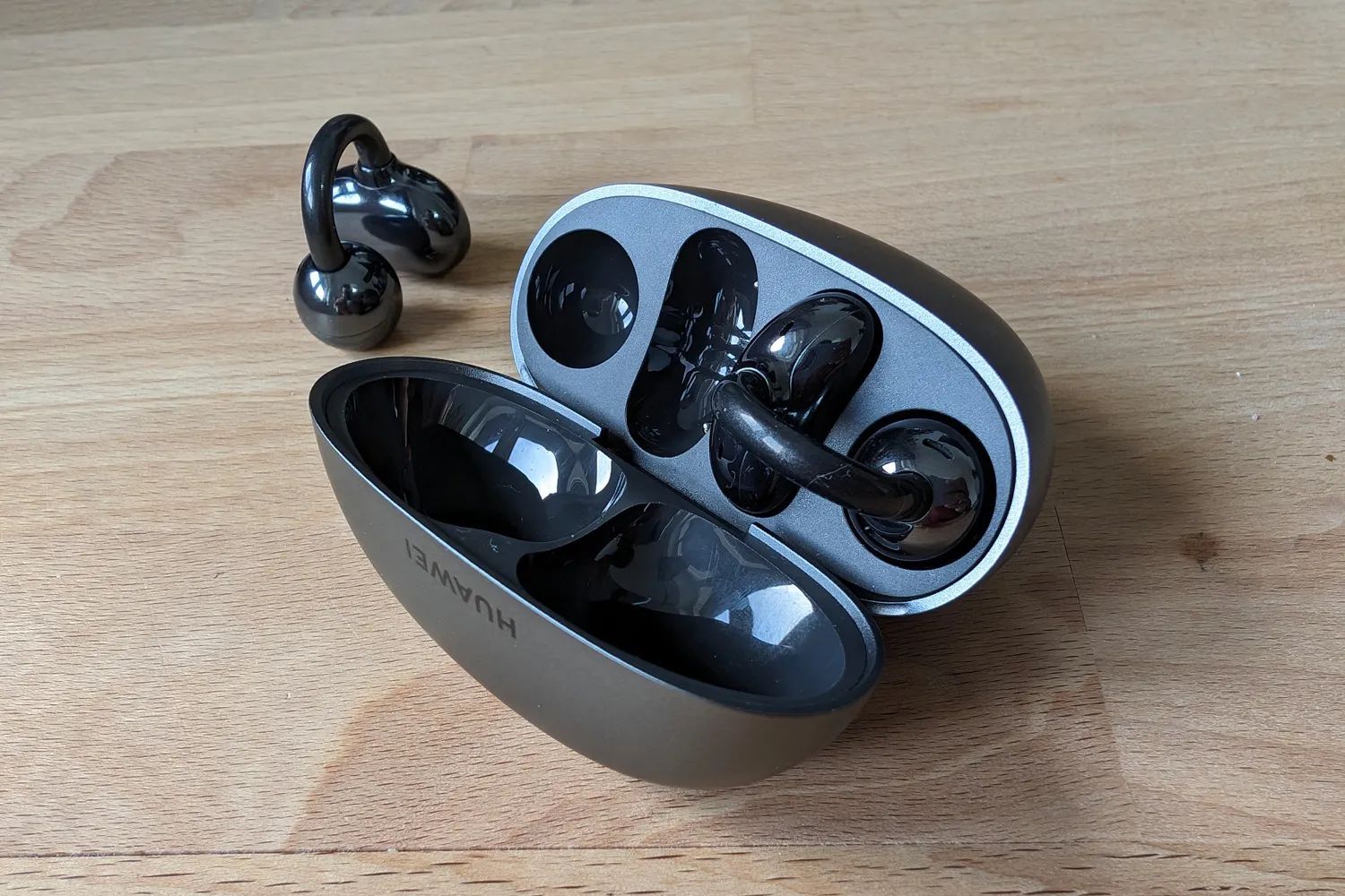 Huawei FreeClip Review: A bold new take on open fit earphones