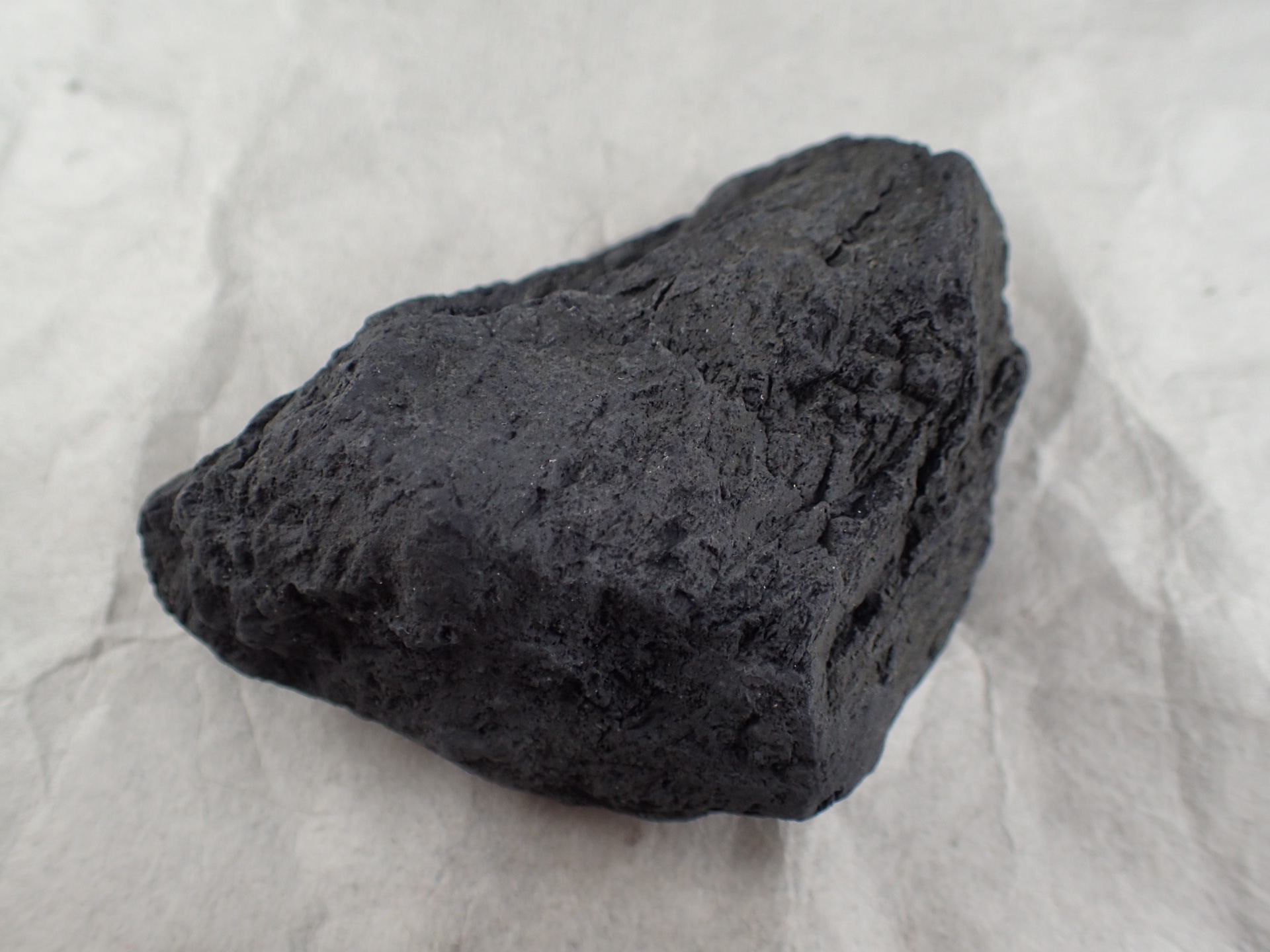 最高品質ブラックシリカ (Blackslica) 北海道上ノ国町 産 ｜石の販売