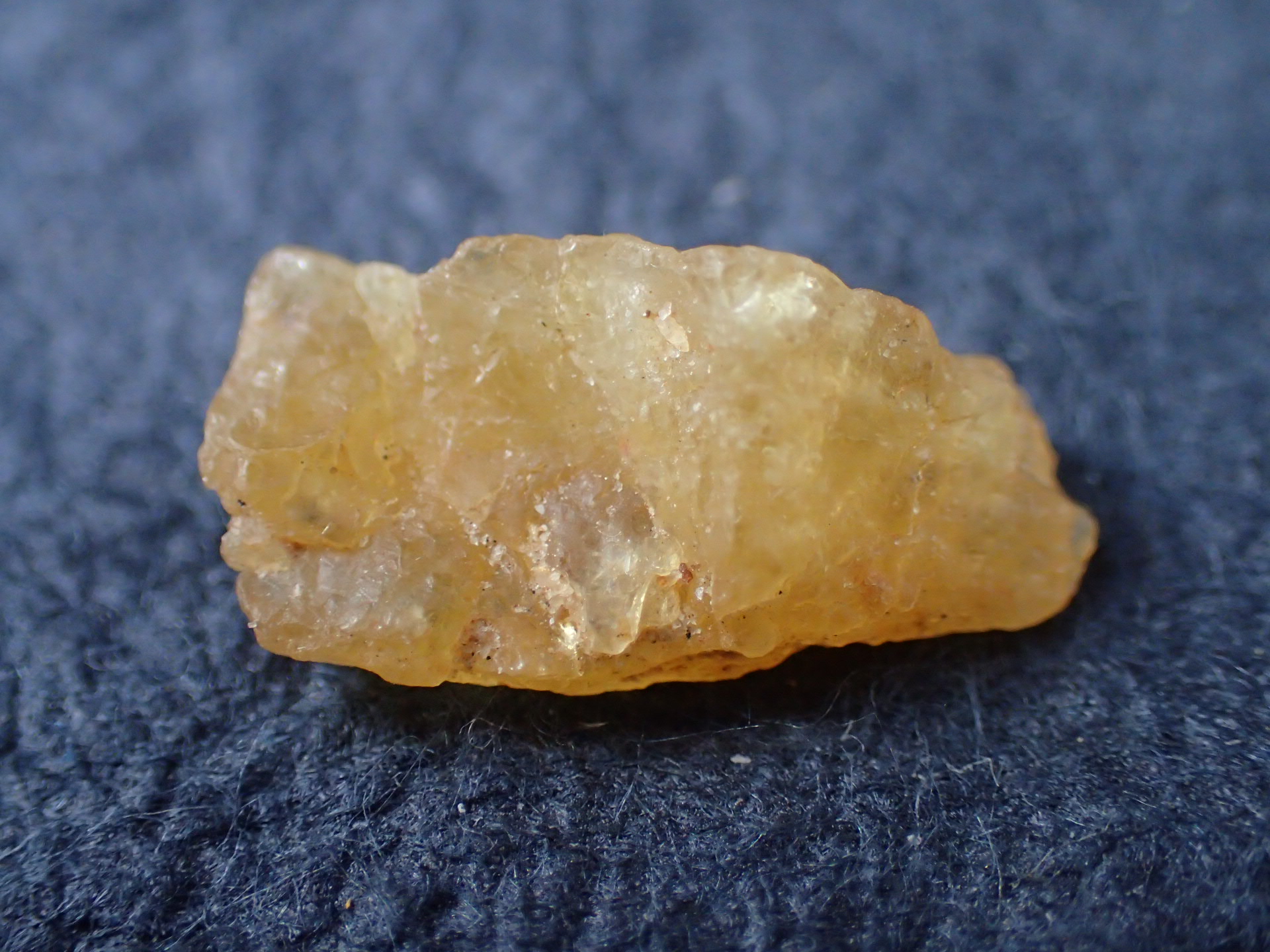 ヘリオドール原石 ブラジル産 ｜石の販売専門店【vec stone club】