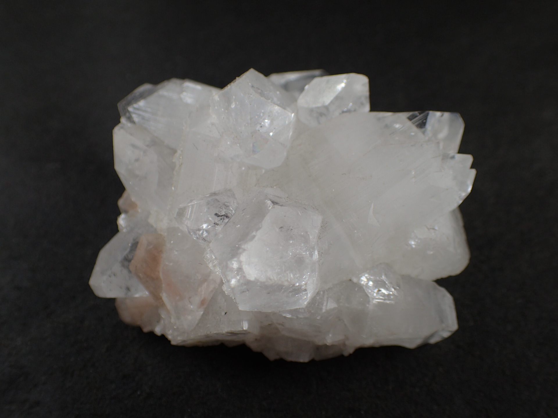 魚眼石（アポフィライト） ｜石の販売専門店【vec stone club】