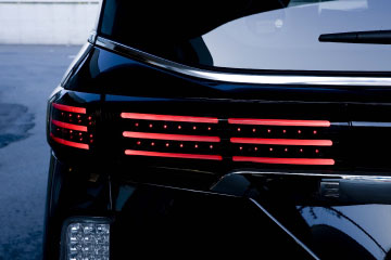 E52エルグランド専用 ジュエルLEDテールランプ | Valenti Japan