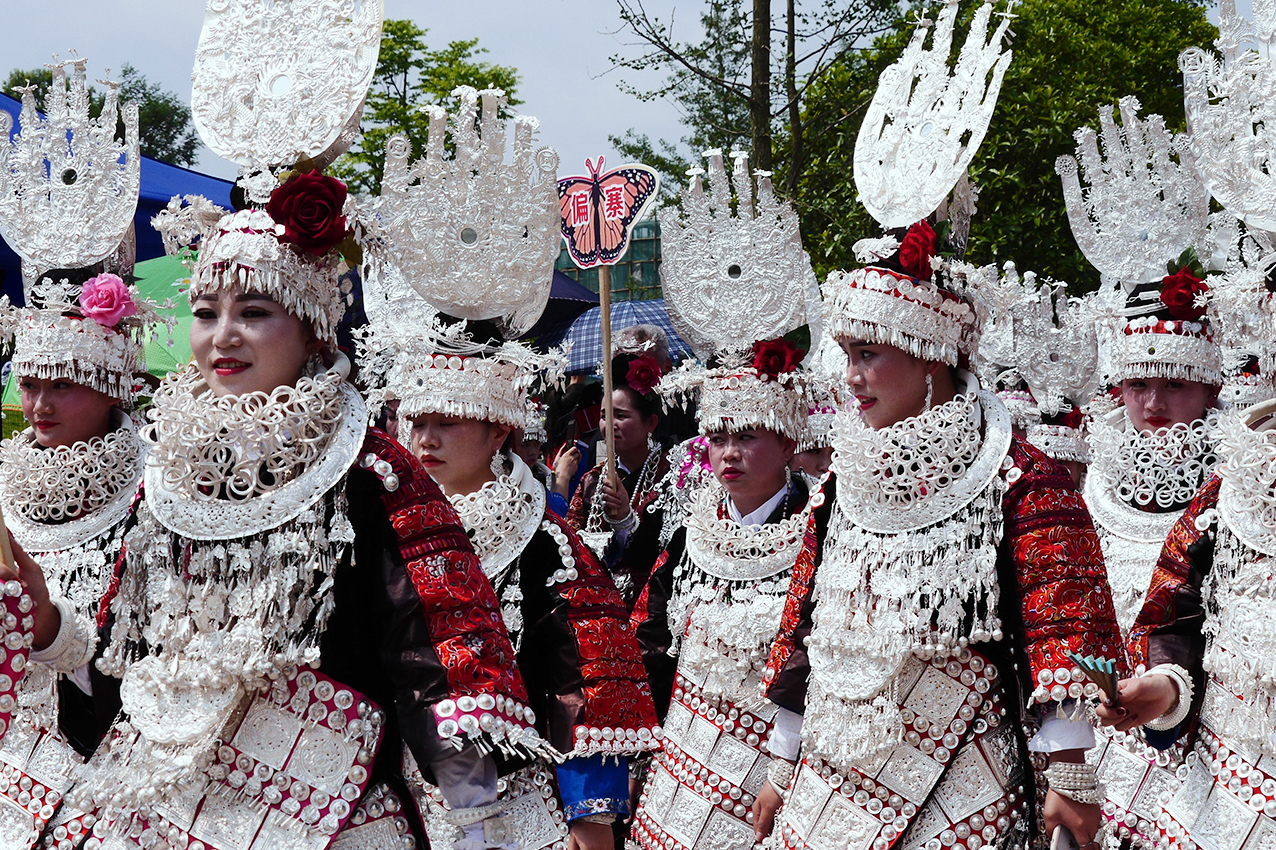 中国少数民族〈ミャオ族〉からみる伝統継承と経済発展と民族問題