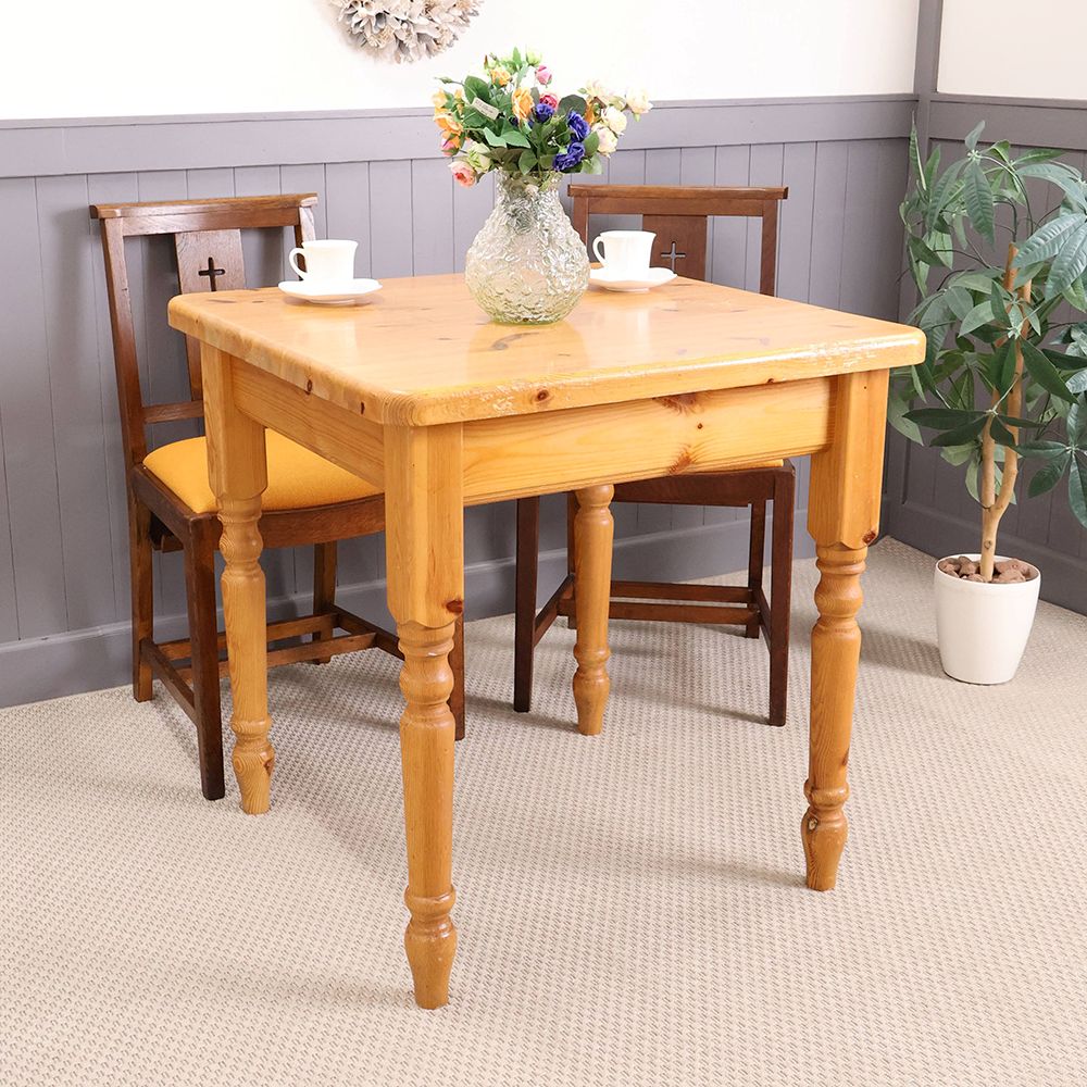 カントリースタイル – アンティーク家具と雑貨の店 ビクトリアンクラフト