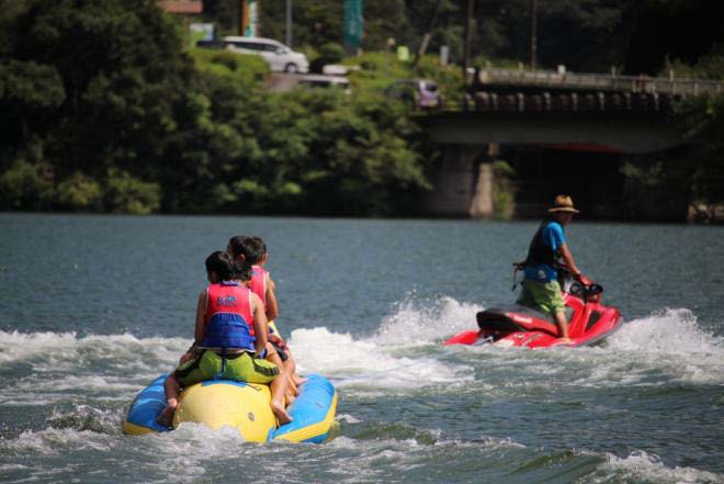 WHIZ（ウェイクボード体験） – 美郷町公式観光サイト