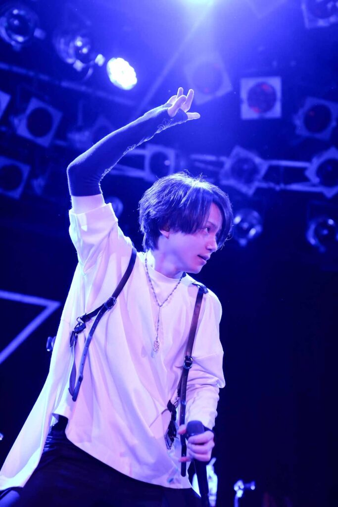 fuzzy knot】ライヴレポート◇2025年2月8日(土)YOKOHAMA Bay Hall