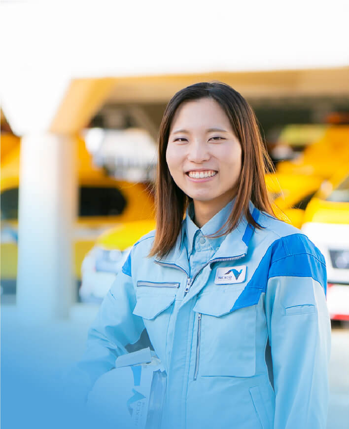 INTERVIEW 03 | 新卒採用情報 | 西日本高速道路エンジニアリング中国