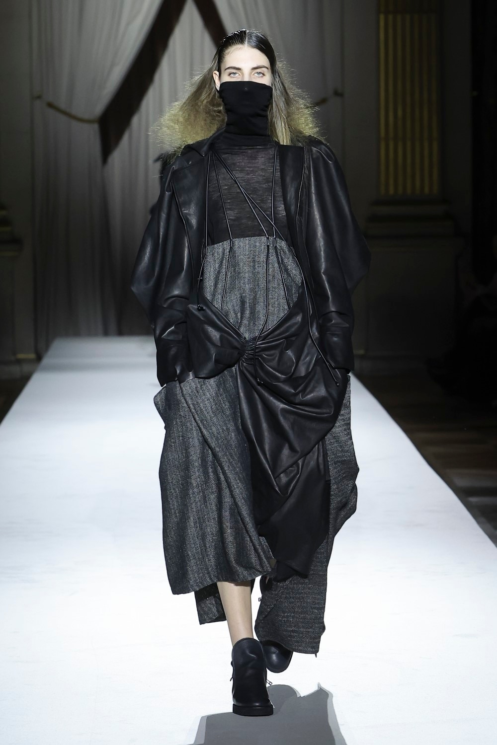 Yohji Yamamoto2025-26 Autumn/Winter Collection | Yohji Yamamoto