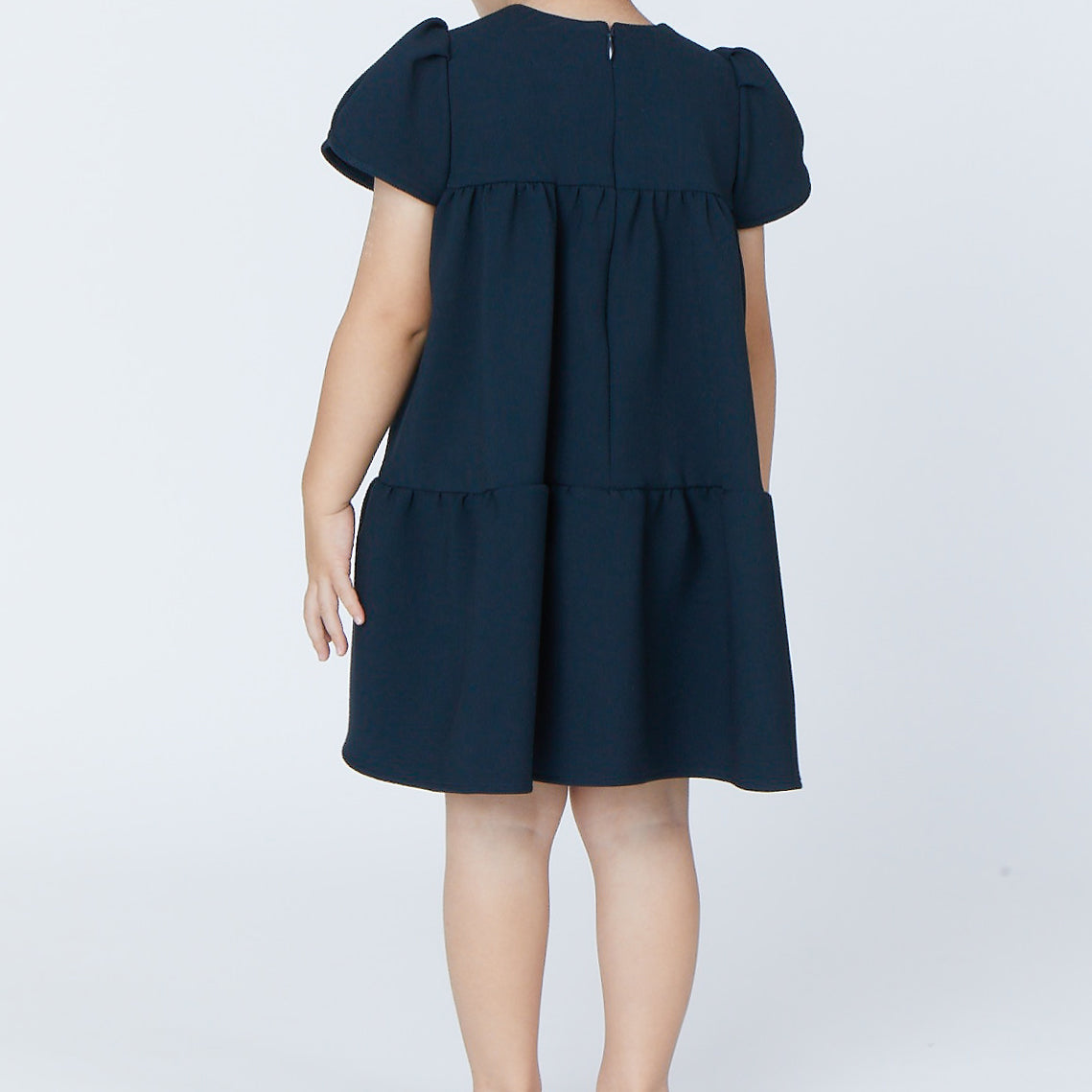 パフスリーブバックティアードパールドレス – YOKO CHAN