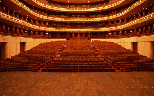 よこすか劇場［大劇場］｜施設ガイド｜横須賀芸術劇場