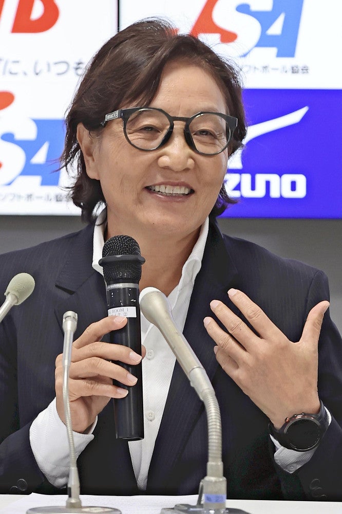 ソフトボール女子代表の宇津木麗華監督「もう一度頂点を」…ロス五輪の