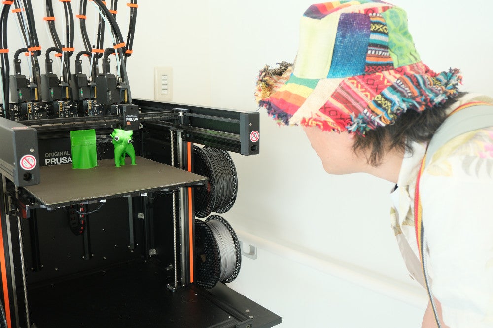 大阪万博:万博パビリオンでまた盗難被害、今度は非売品フィギュア