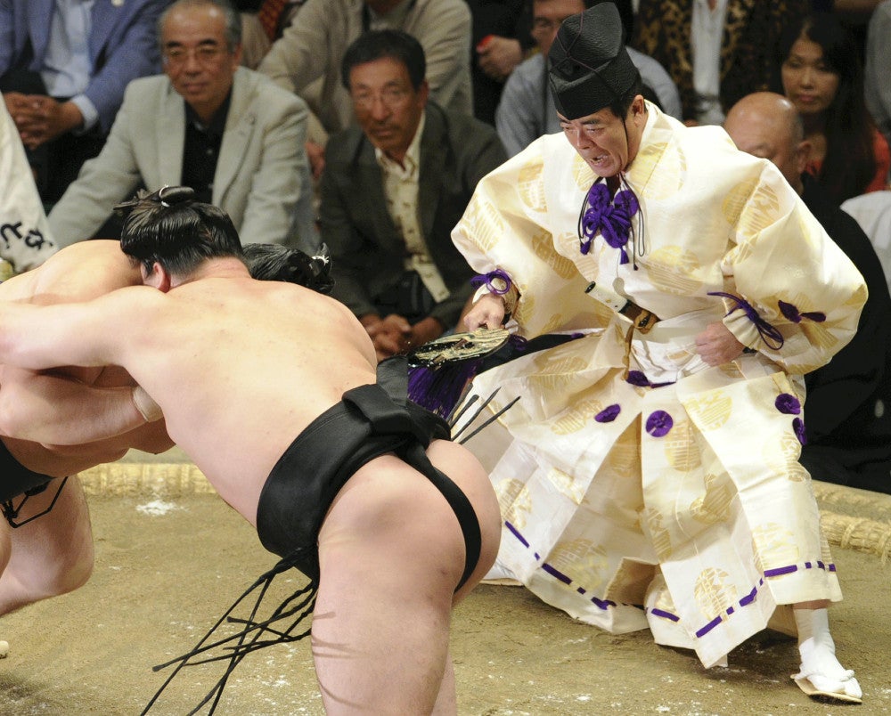 達筆で知られた第36代木村庄之助、山崎敏広さんが死去…74歳 : 読売新聞