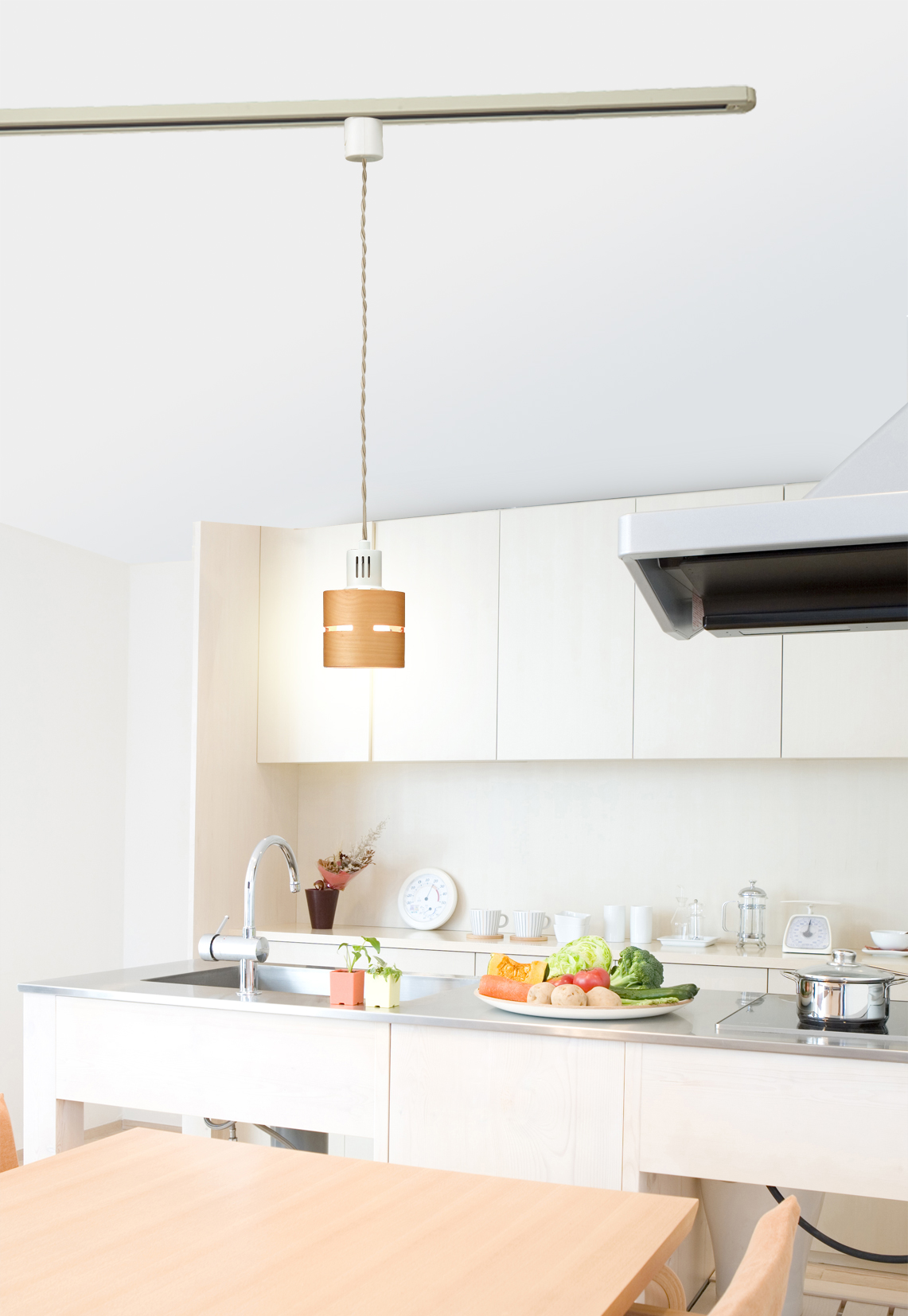 ウッドセードダクトペンダントライト ナチュラルウッド｜YAZAWA