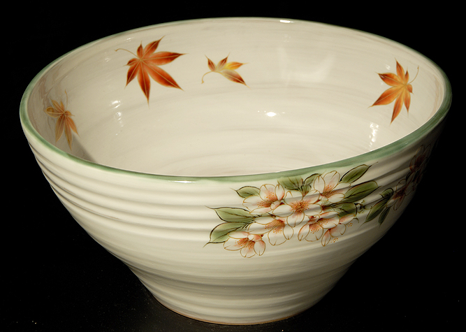 新居・店舗のトイレ洗面器・KIYOMIZUアート 「雲錦(外桜・内紅葉