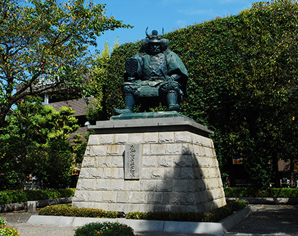 山梨に源氏の名門「甲斐源氏」あり／山梨の歴史を旅するサイト