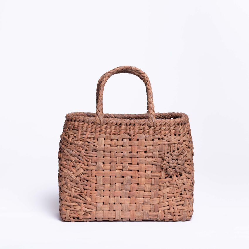 長野県大町市の山葡萄籠工房｜天然山葡萄籠の本格専門店