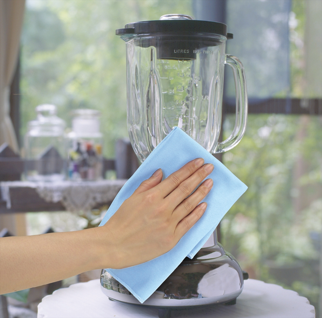 MICROTH 水拭きガラスクロス 30×30 | 山崎産業株式会社 家庭用品事業