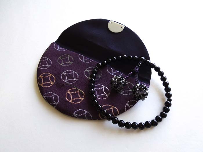 ジュエル念珠】ブラックオニキス7mm片手 お数珠の安田念珠店へ｜総本山