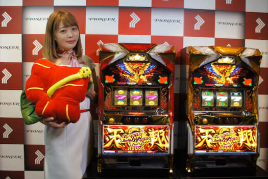 6号機ハナハナシリーズに鳳凰再臨「ハナハナホウオウ〜天翔〜 25＆30