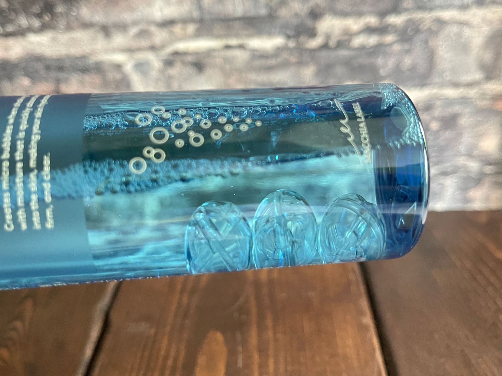 ナック(9788)の株主優待でマキアレイベルの振って使うマイクロバブル