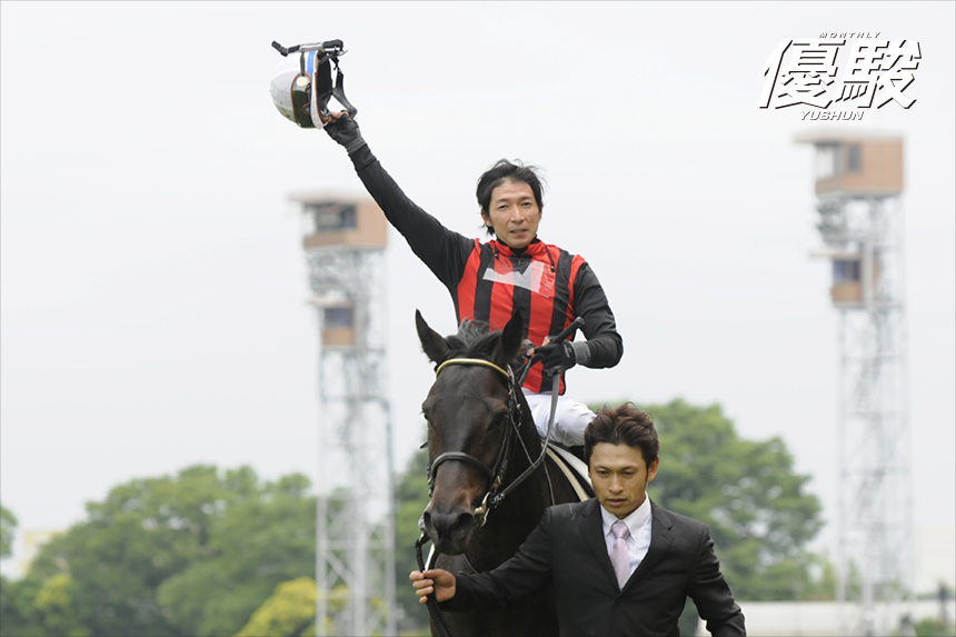 府中で二度煌いた閃光 エイシンフラッシュの瞬き | エイシンフラッシュ