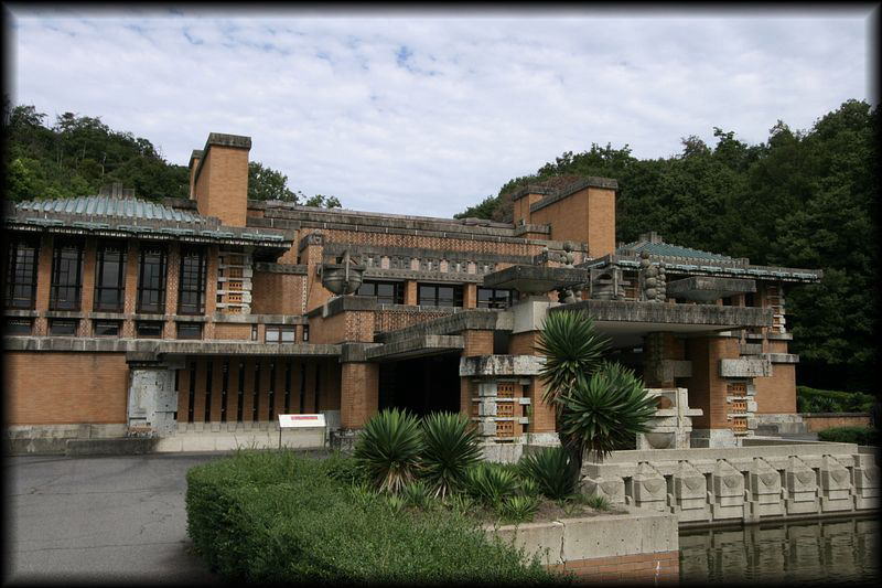 帝国ホテル中央玄関／明治村の建築／フランク・ロイド・ライト（Frank