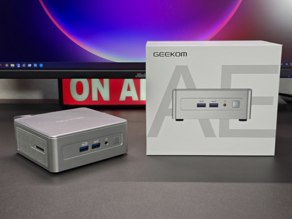 GEEKOM AE8 レビュー R9-8945HS搭載のハイエンドミニPC | ZAKILABO