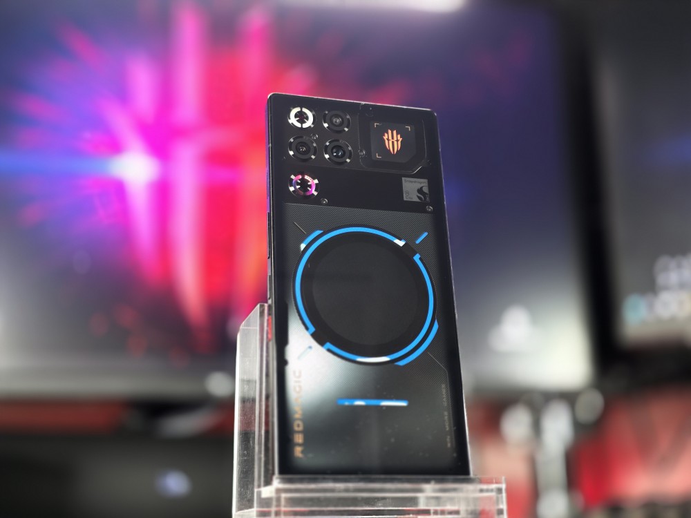 REDMAGIC 11 Pro レビュー 世界初の水冷スマホ！ 最強モンスター