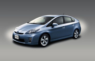 プリウス30とは。30後期と前期・カスタム・エアロ｜チューリッヒ