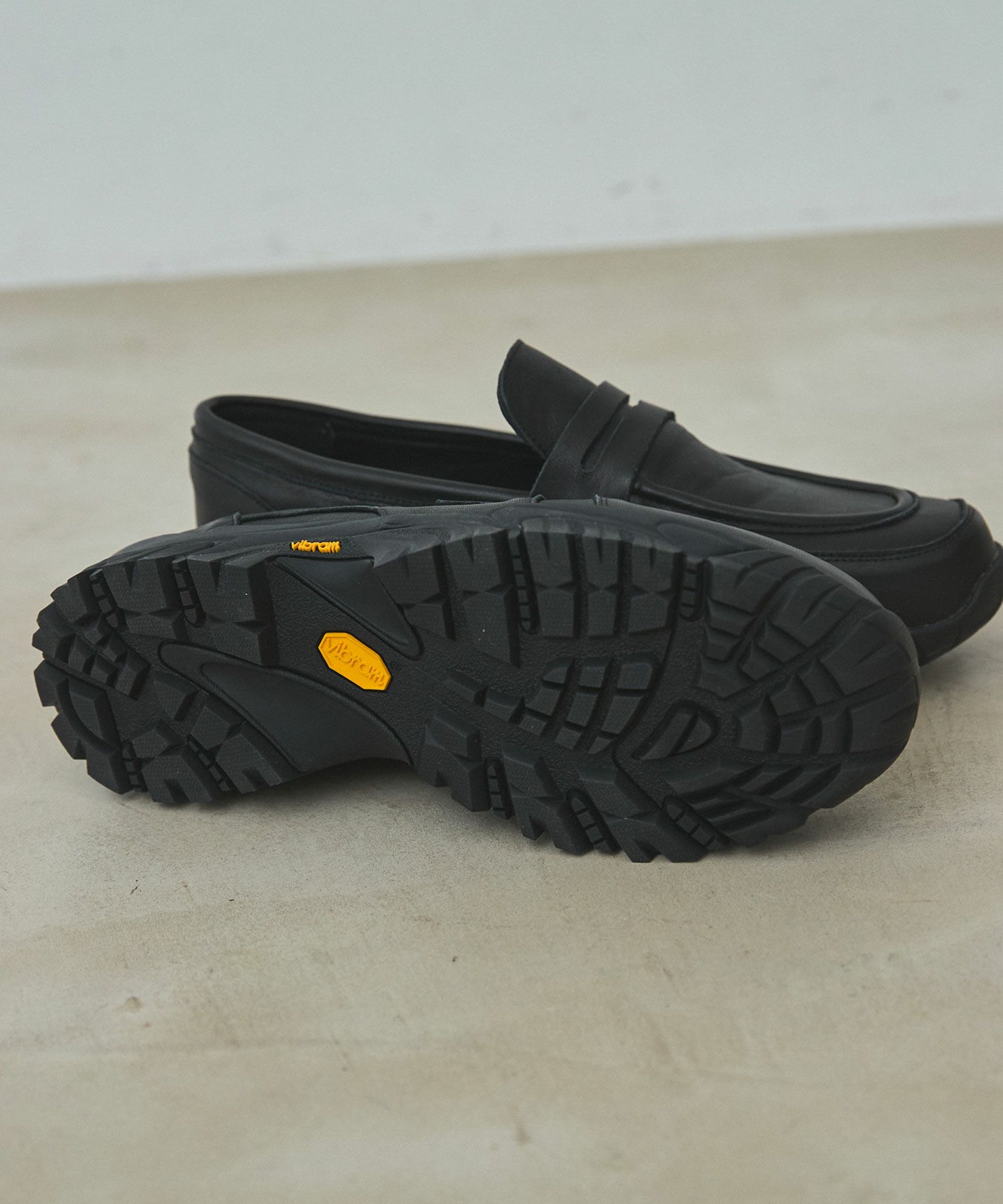 Vibram × OPENING ACT] ボリュームVIBRAMソールリアルレザースウェード