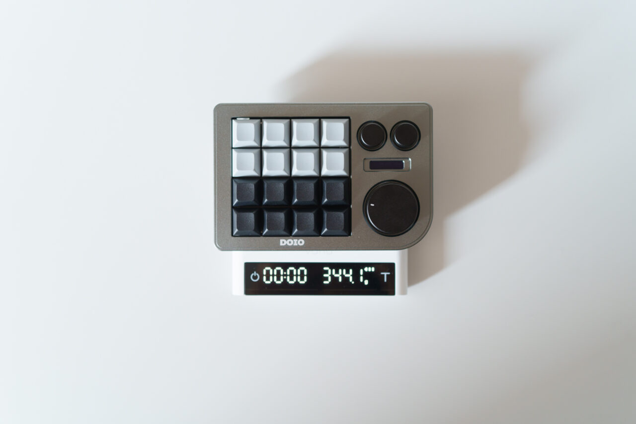 DOIO KB16 レビュー：1万円で買えるガスケットマウント搭載、ホット