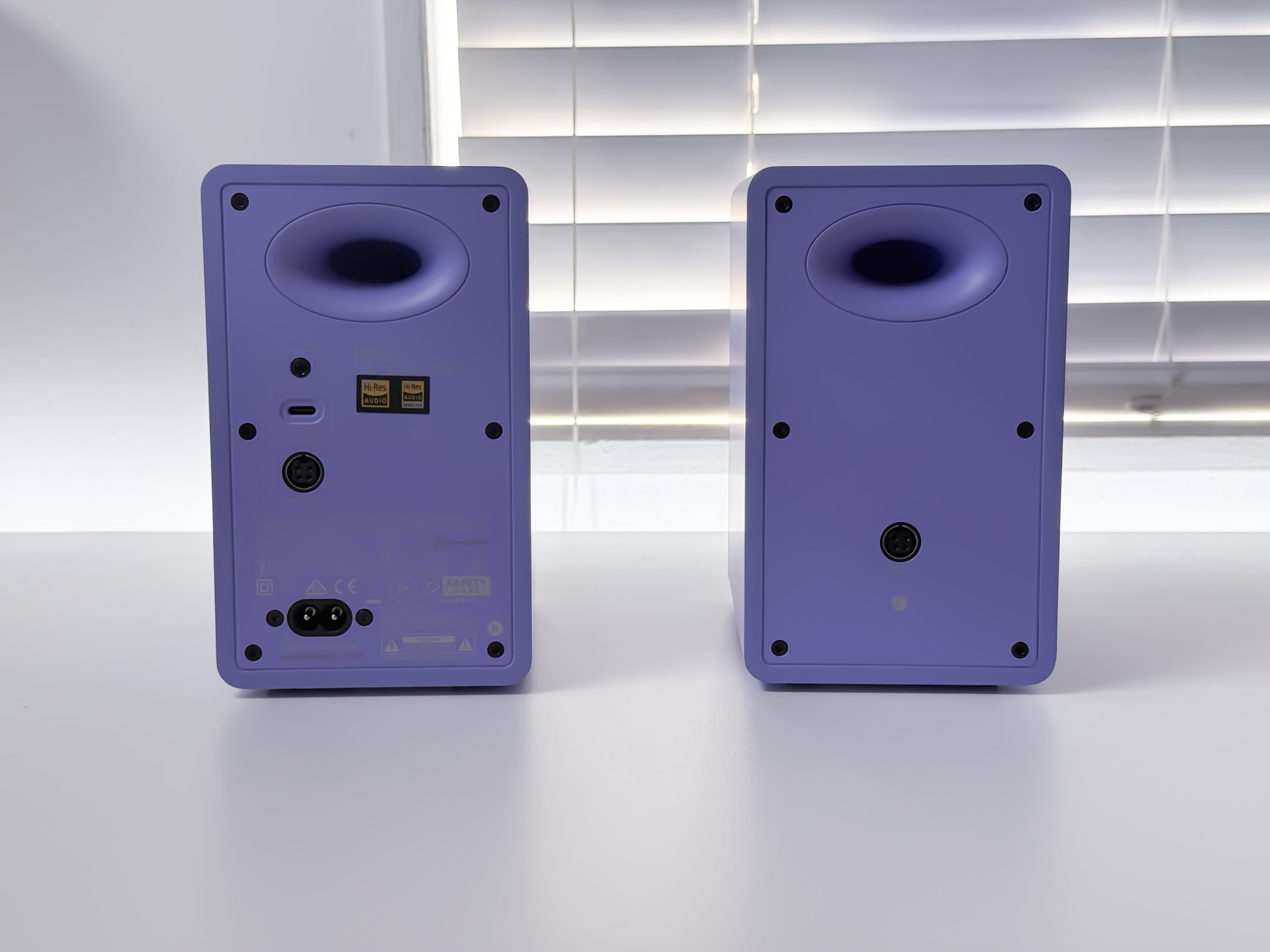 新色パープル】コンパクトで高音質なスピーカー！EDIFIER M60を