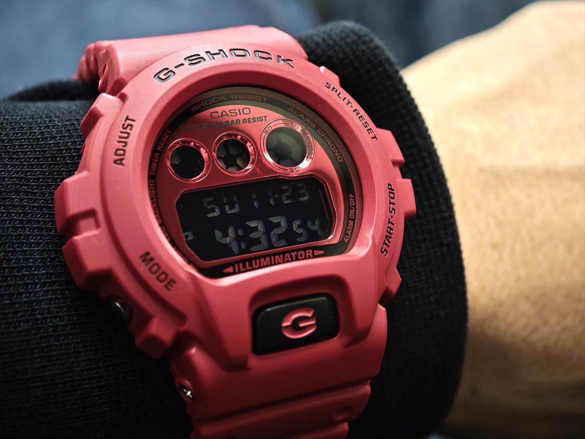 カシオ Gショック DW-6900RRB-4JF Iconic Styles レッド CASIO G-SHOCK