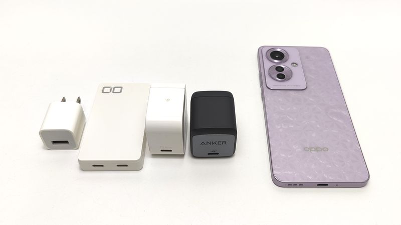 悩む！「OPPO Reno11 A」実機を手持ちの急速充電器で充電してチェック